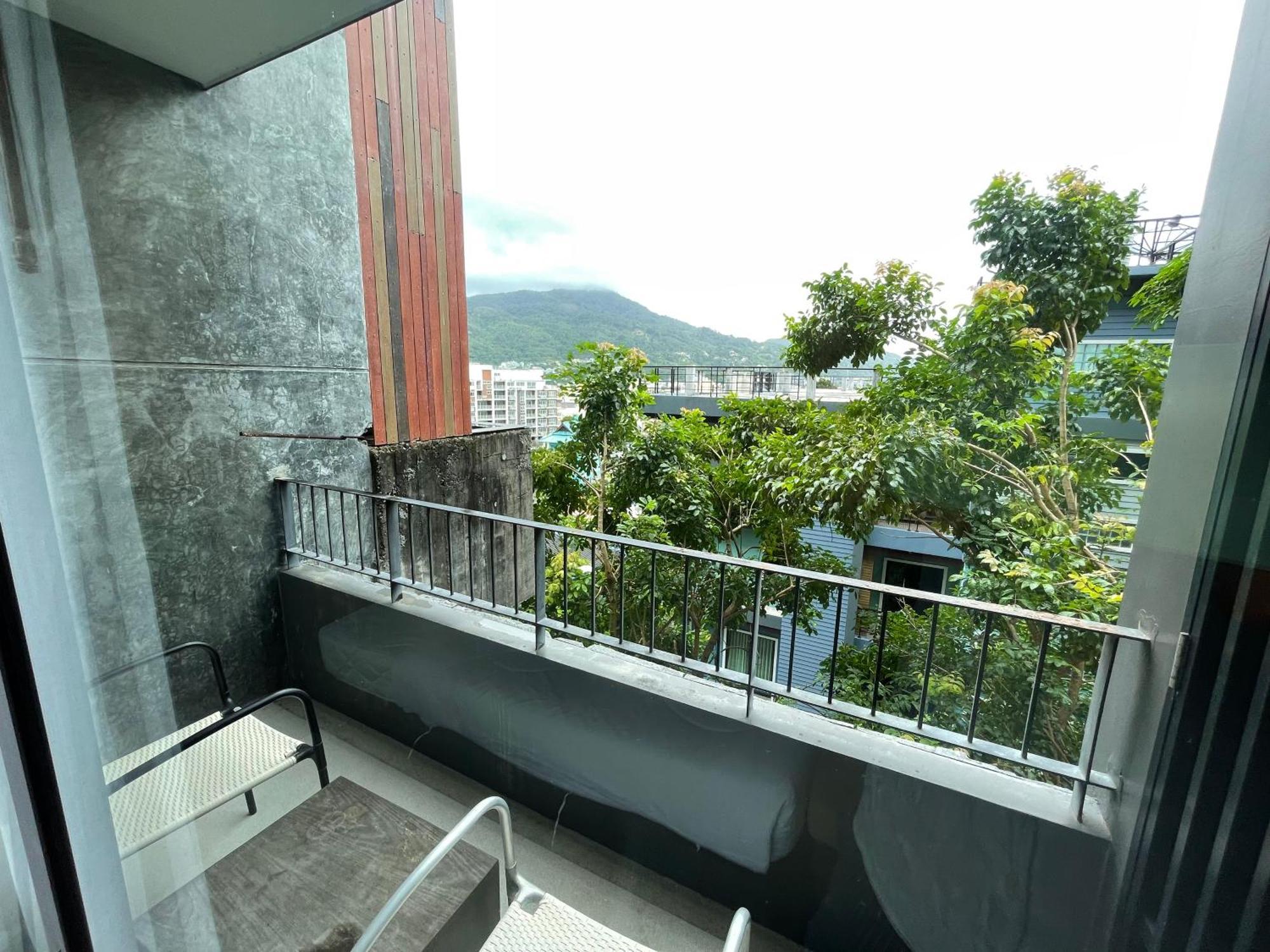 劳福提爱莫瑞德特瑞公寓 Patong 外观 照片
